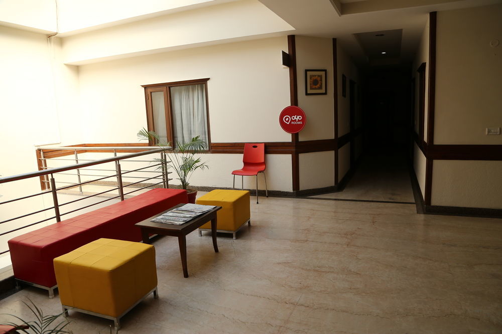 Oyo Rooms Chandigarh Sector 34 Экстерьер фото