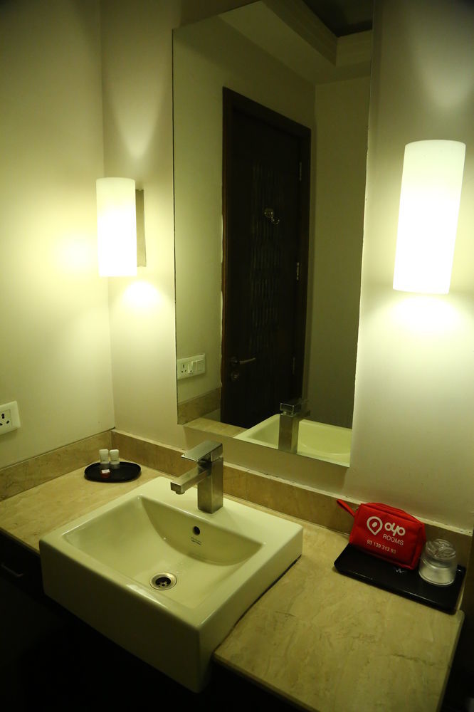 Oyo Rooms Chandigarh Sector 34 Экстерьер фото