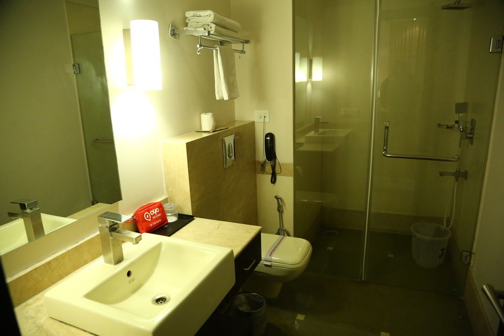 Oyo Rooms Chandigarh Sector 34 Экстерьер фото